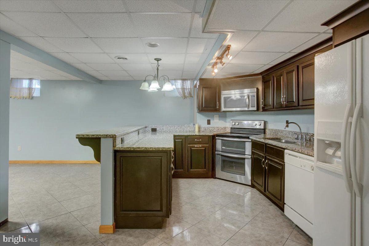 409 William Drive photo 56