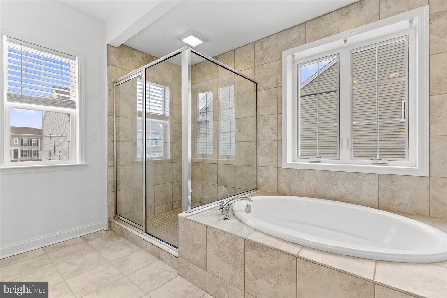 1304 Innox Rd photo 27