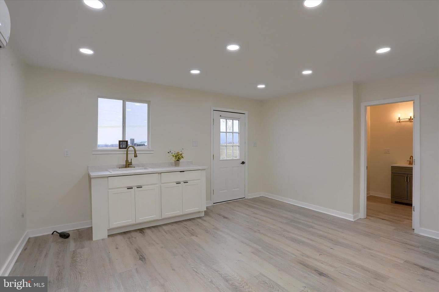 393 Sherwood Drive photo 23
