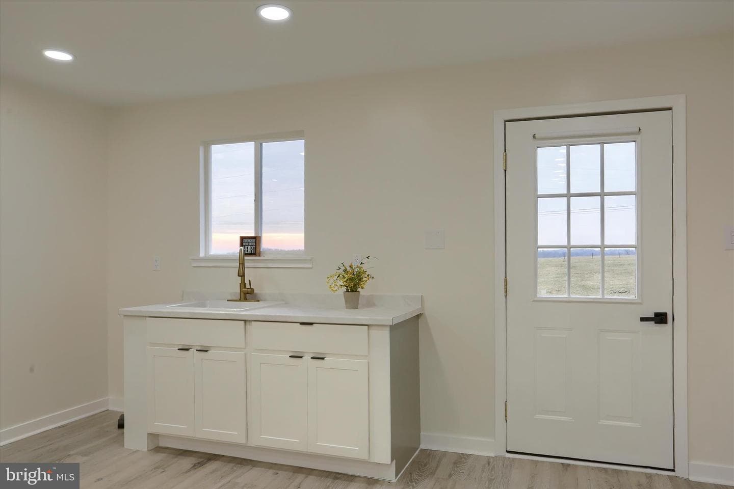 393 Sherwood Drive photo 24