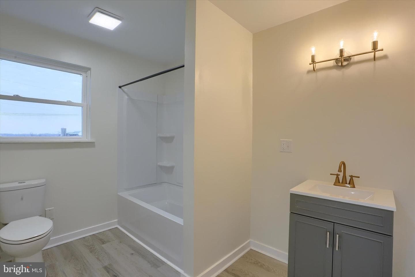 393 Sherwood Drive photo 26