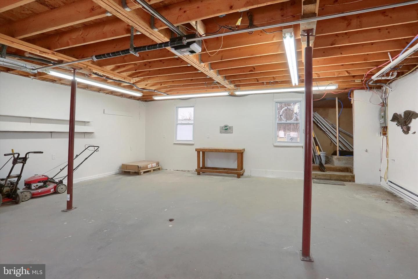 393 Sherwood Drive photo 35