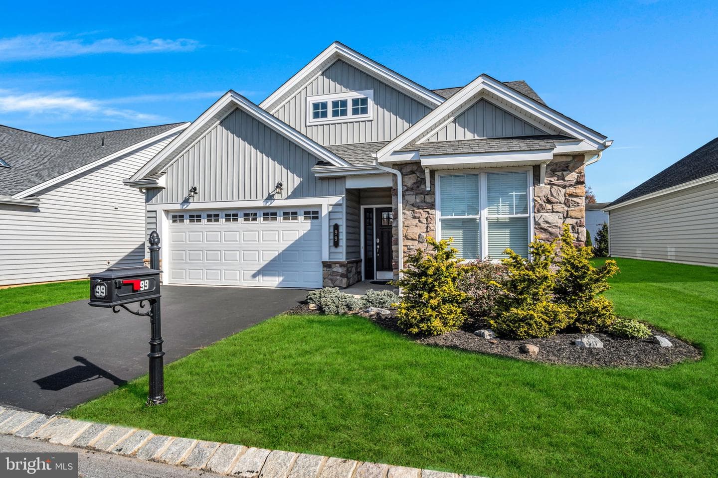 99 Federal Drive photo 36