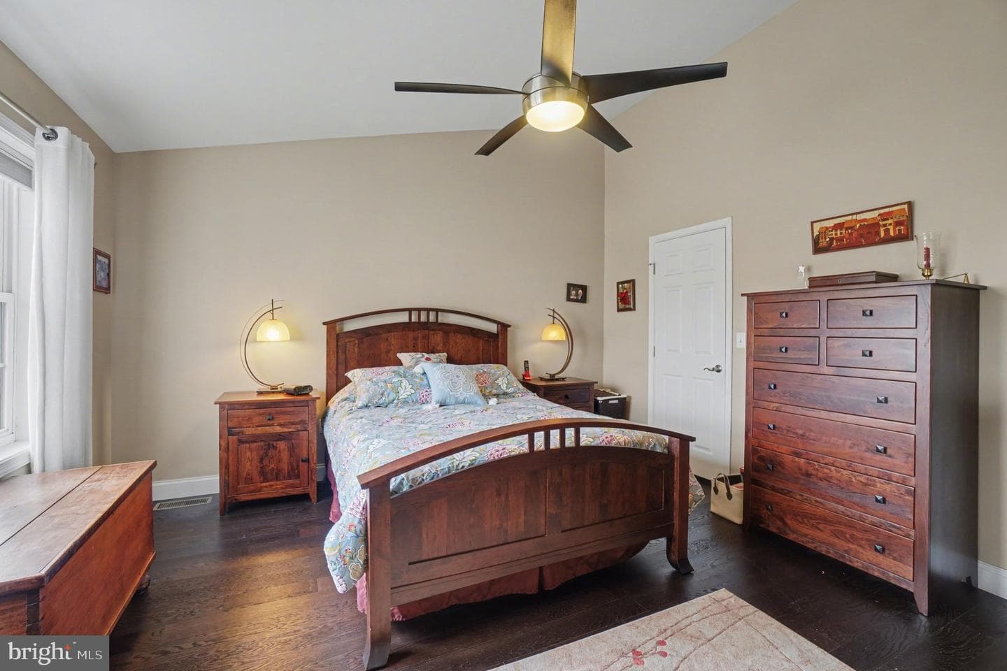 142 Ashford Way photo 13