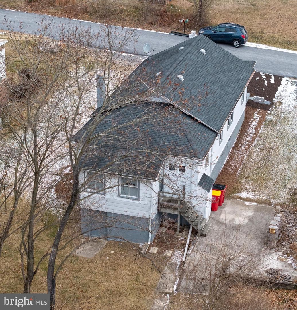 367 Old State Road photo 4