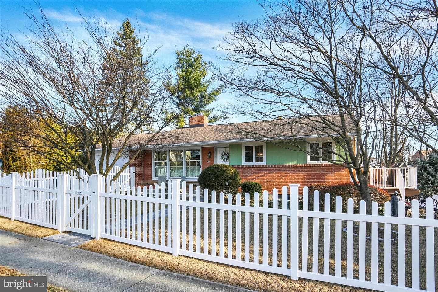51 Burd Drive photo 3