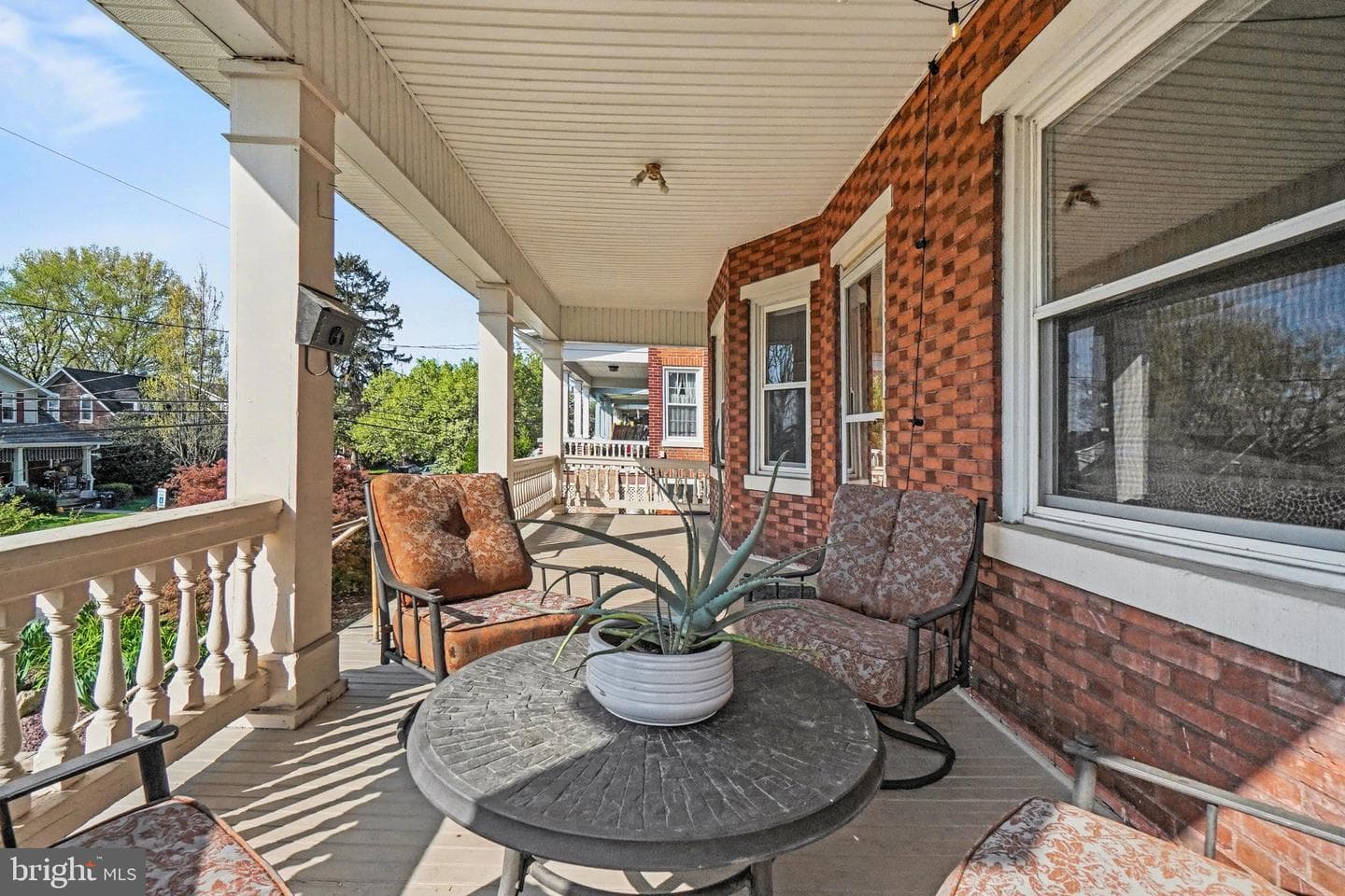321 Walnut Street photo 3