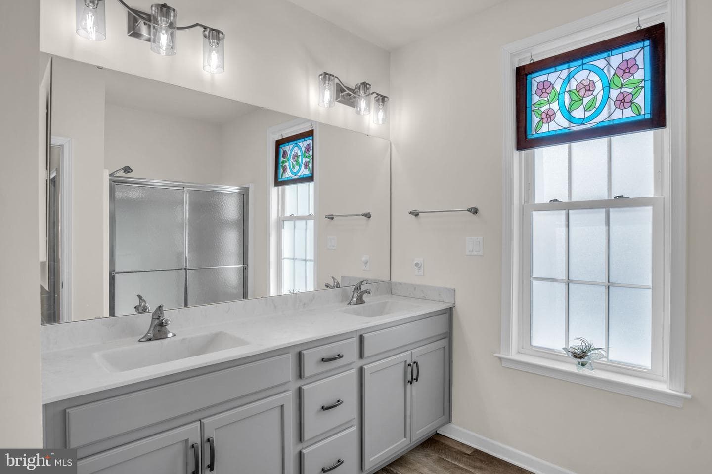 614 Republic Way photo 21