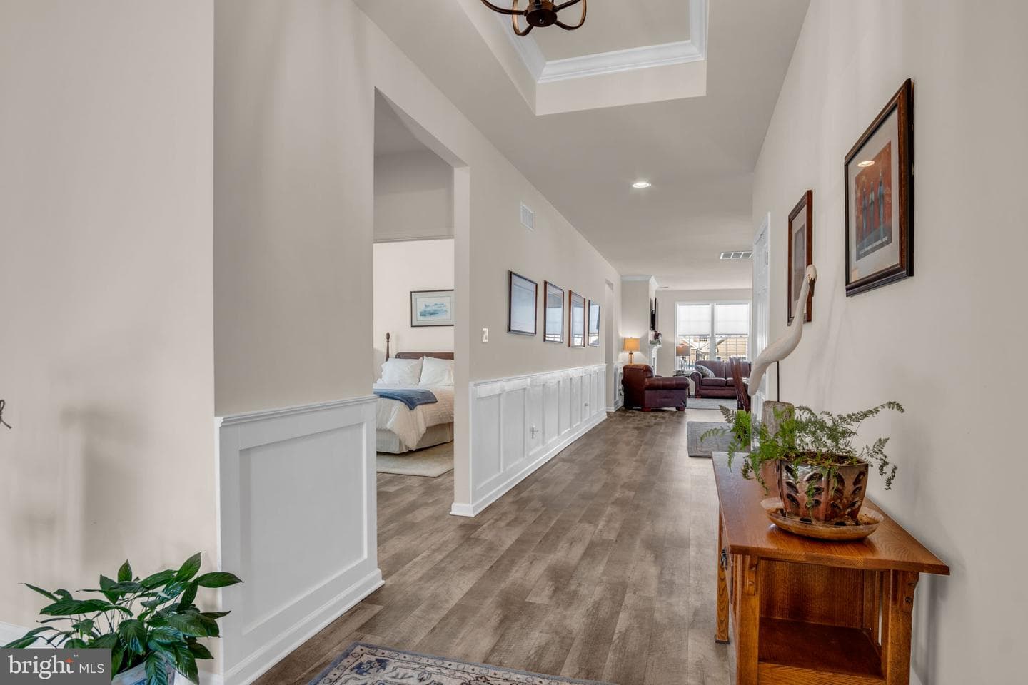 614 Republic Way photo 3