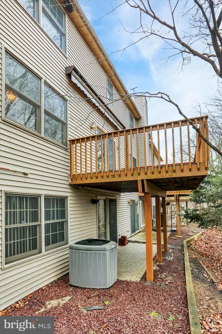 1442 Maplewood Drive photo 39