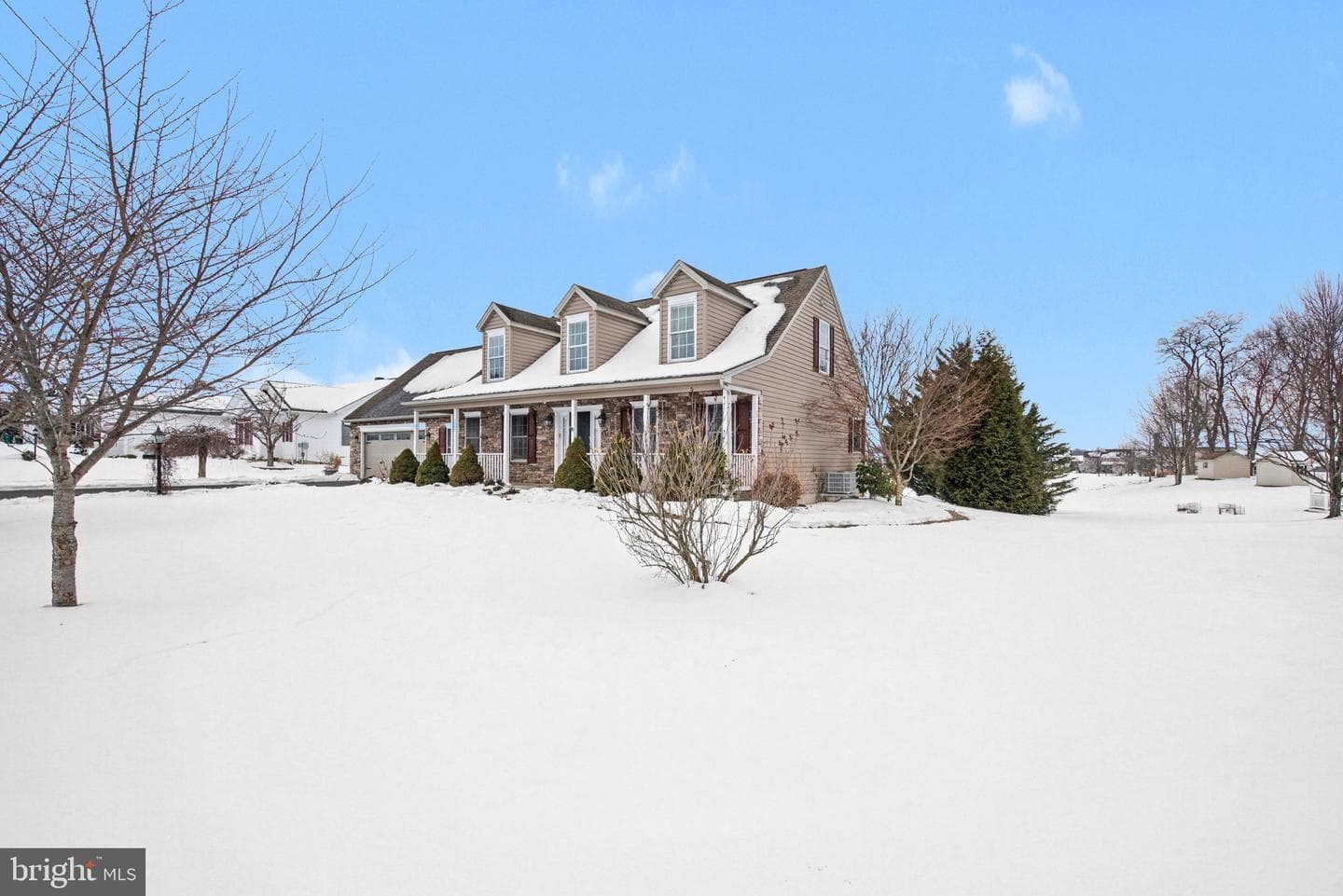 127 Coventry Drive photo 29