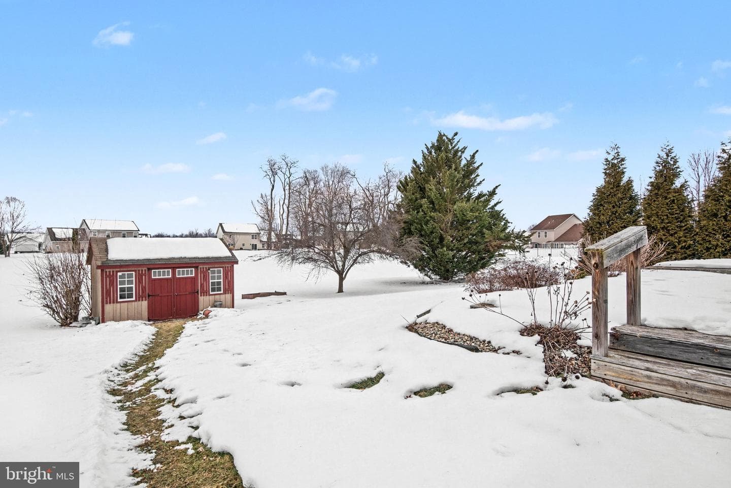 127 Coventry Drive photo 33