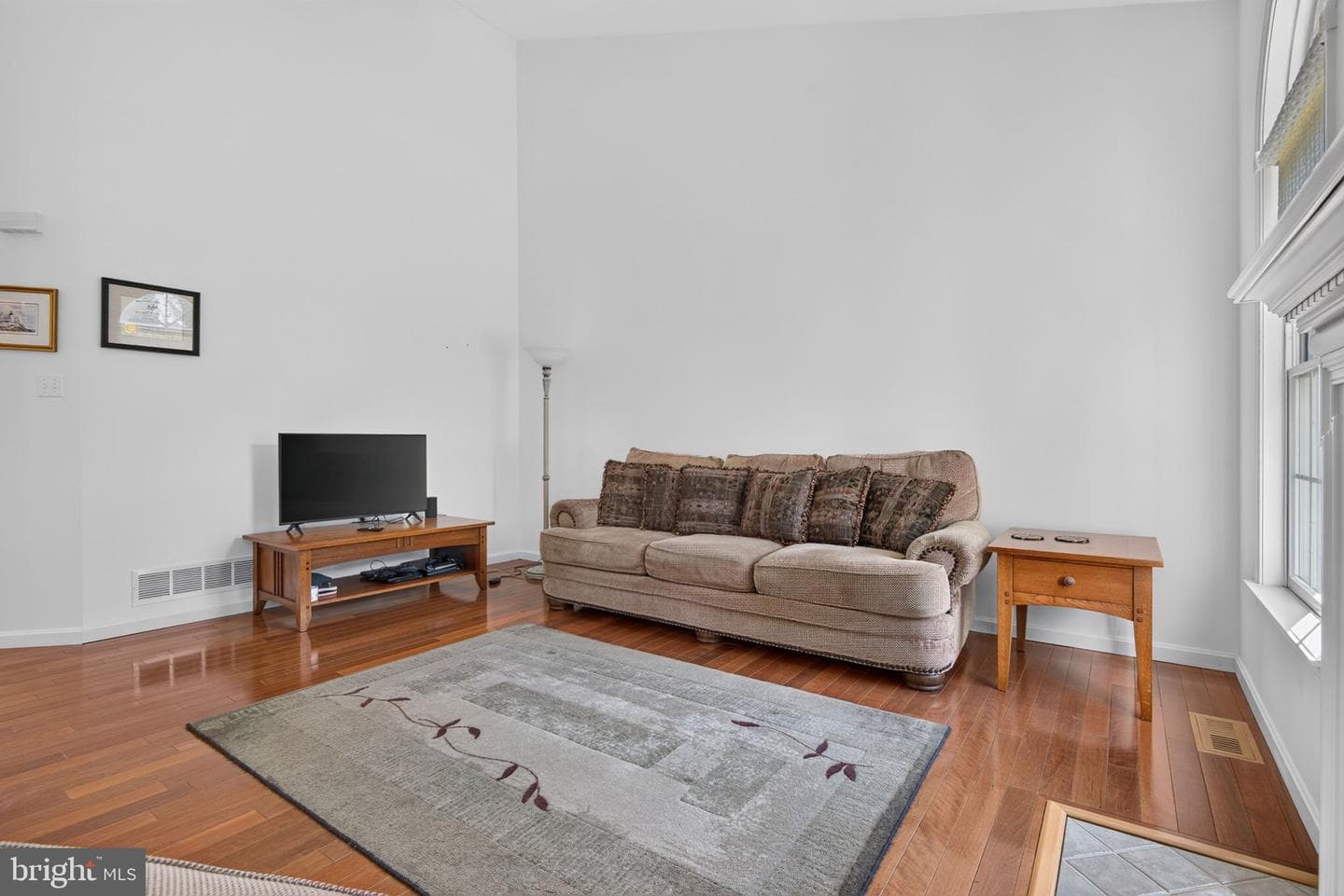 1544 Inverness Drive photo 13