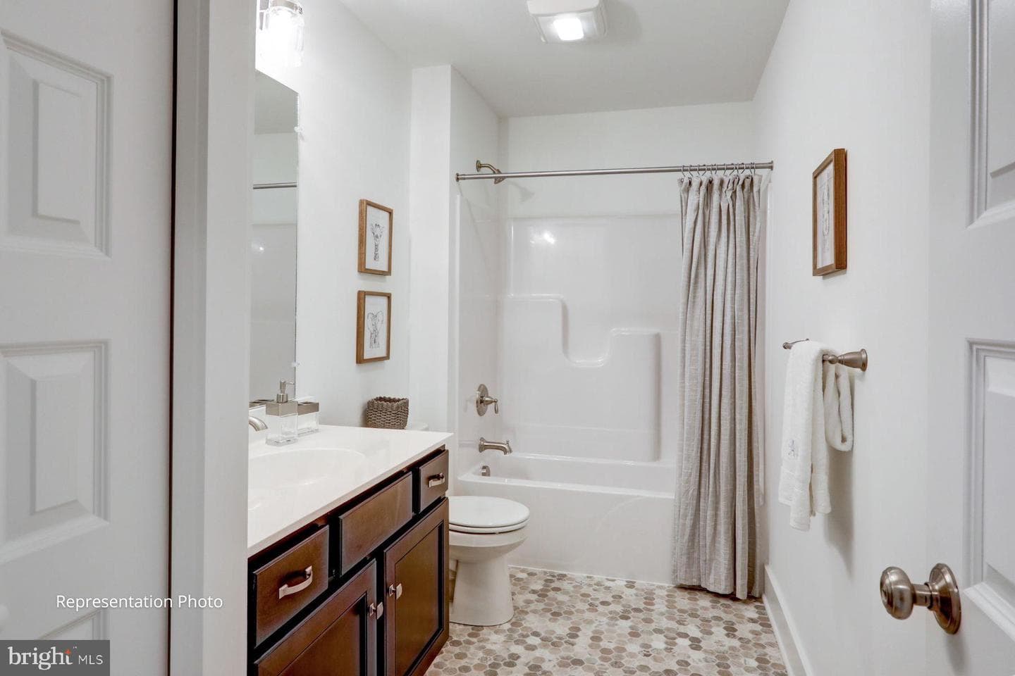 583 Sweet Honey Lane photo 16