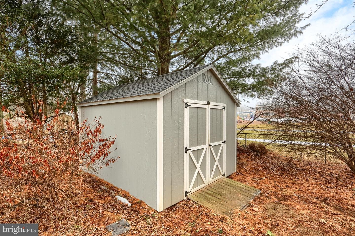 113 E Woodland Drive photo 36