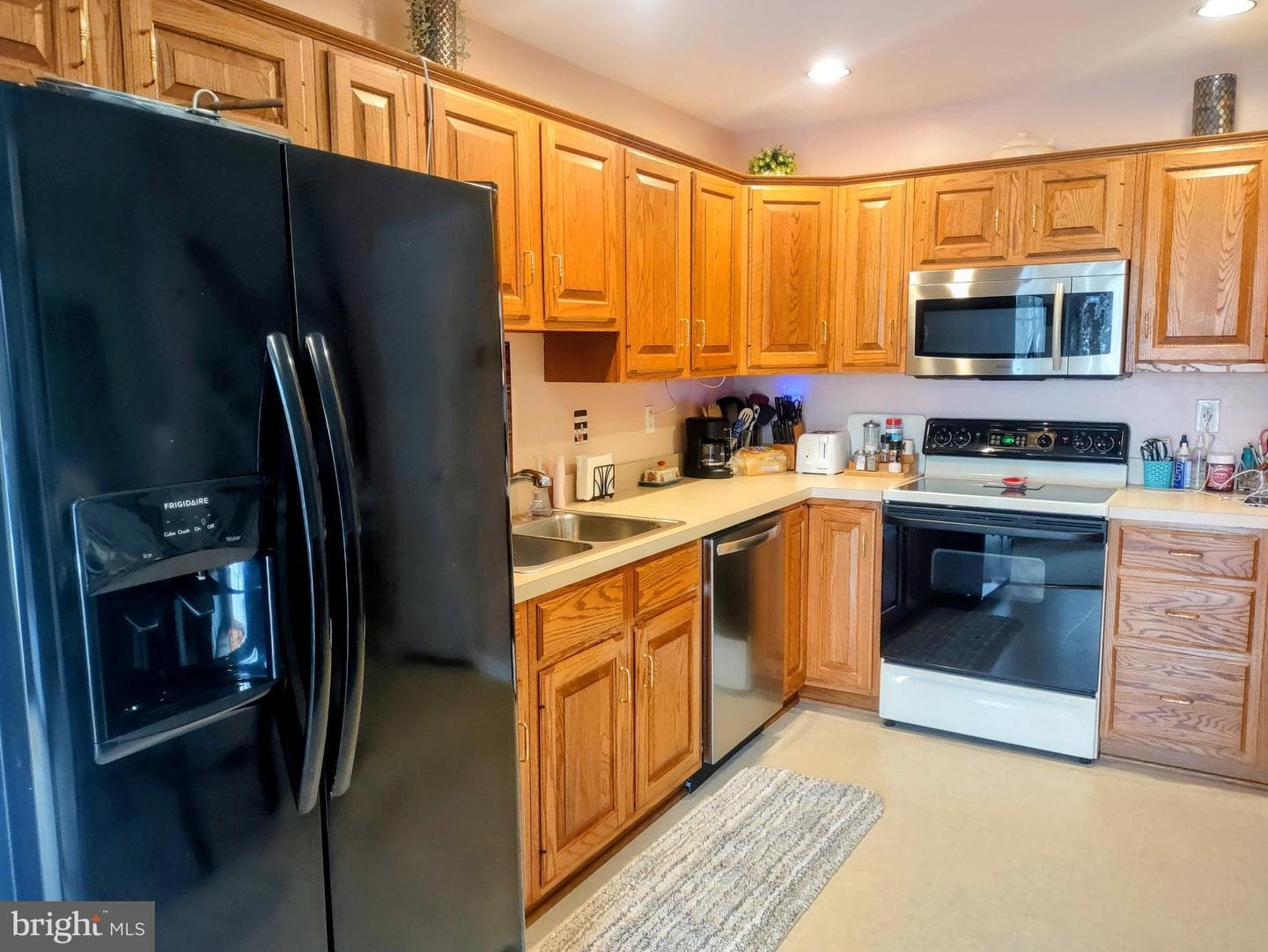 2208 Gleim Court photo 7