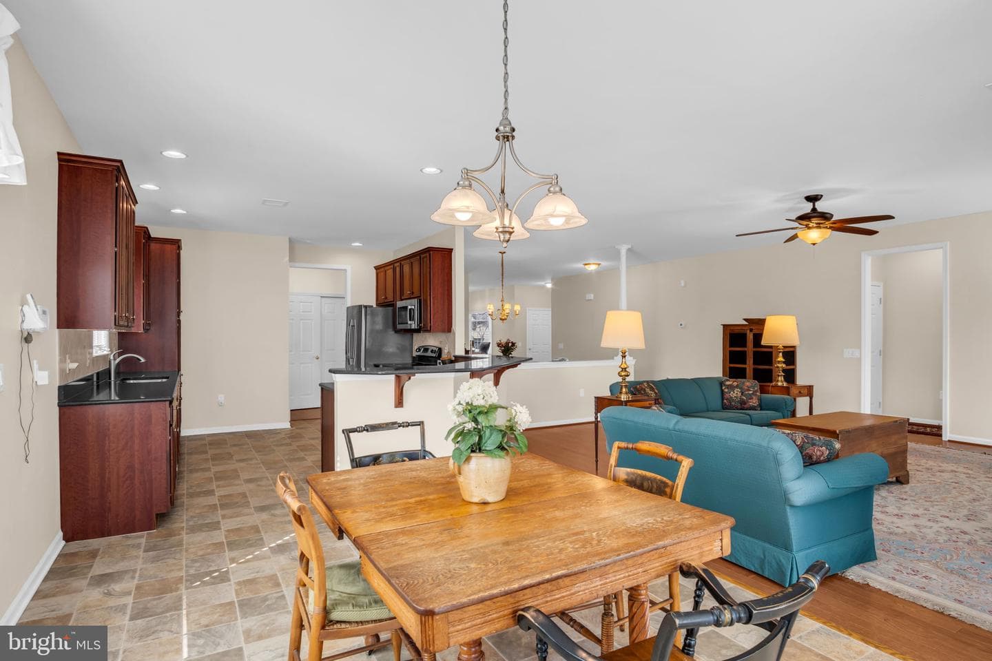 288 Founders Way photo 15