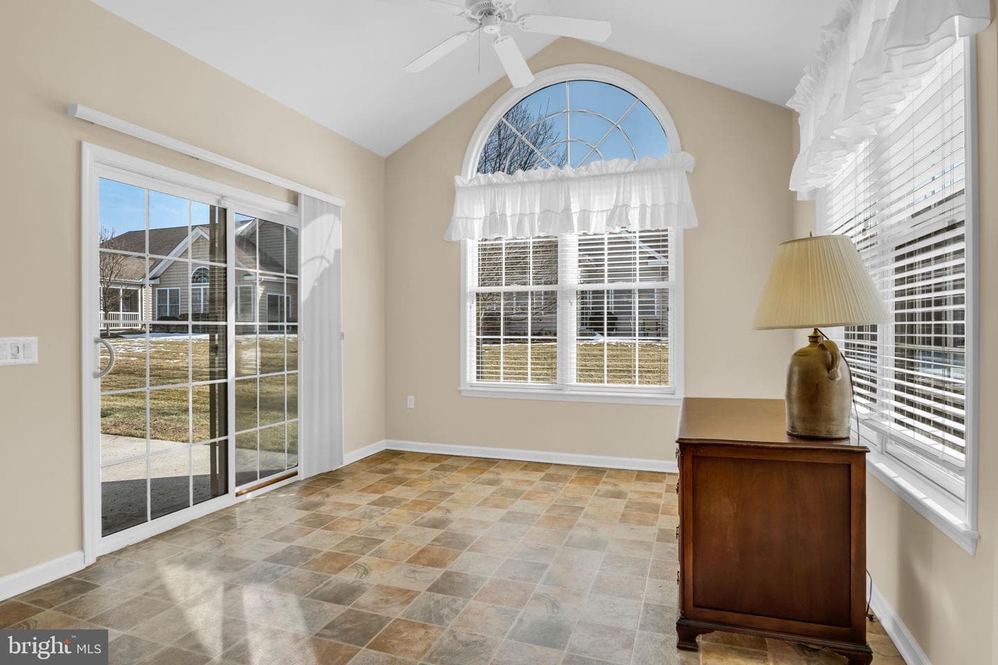288 Founders Way photo 18