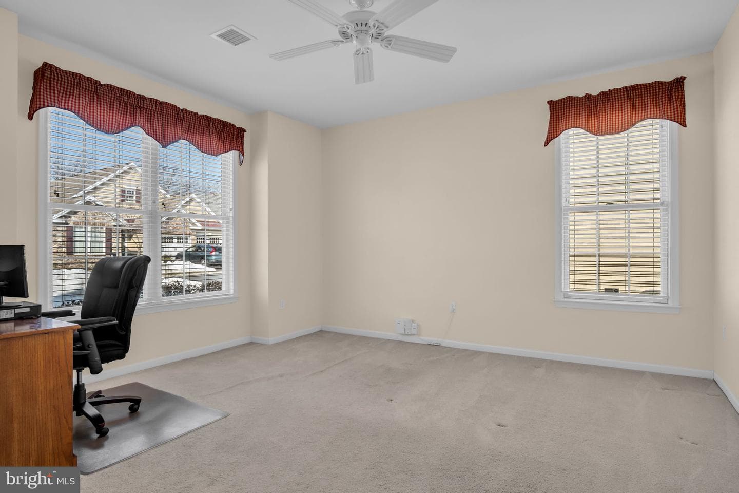 288 Founders Way photo 26