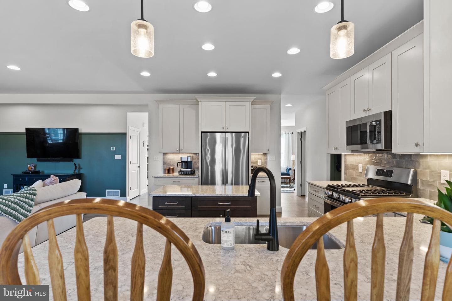 112 Kensington Place photo 12