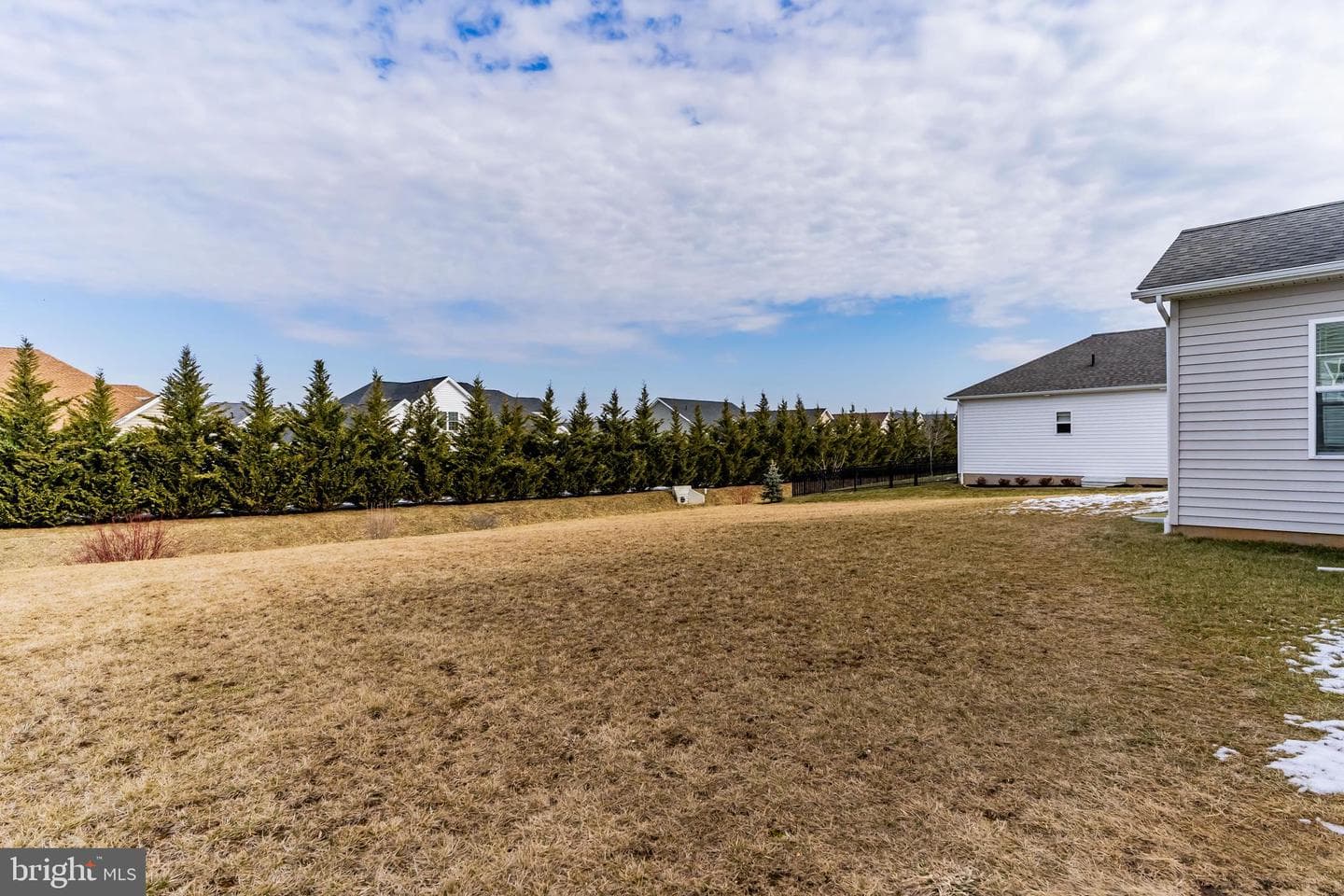 112 Kensington Place photo 40
