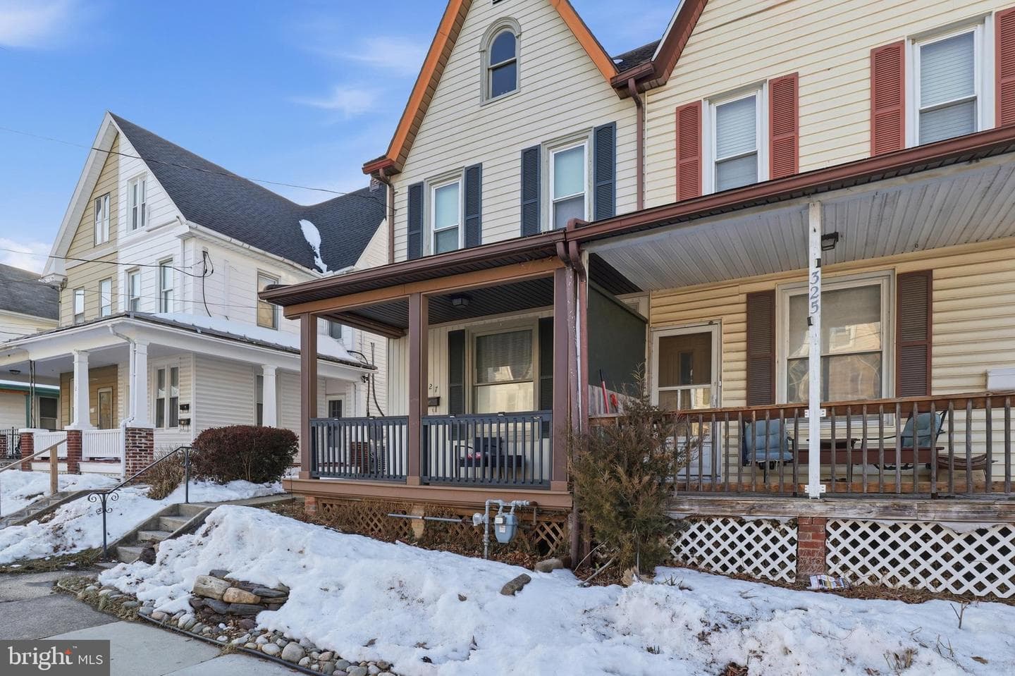 327 4th Street photo 2