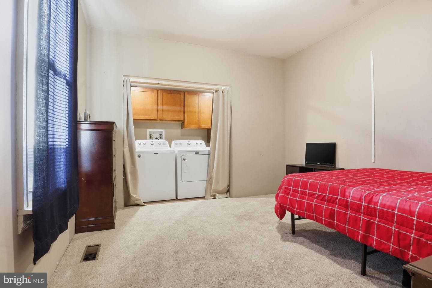 327 4th Street photo 27