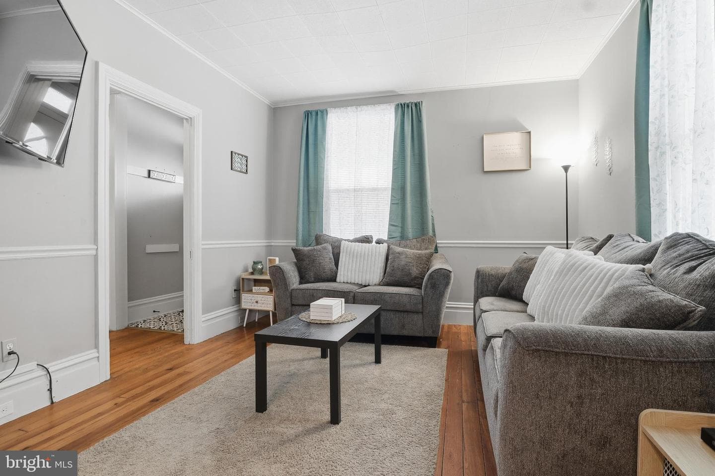 327 4th Street photo 6