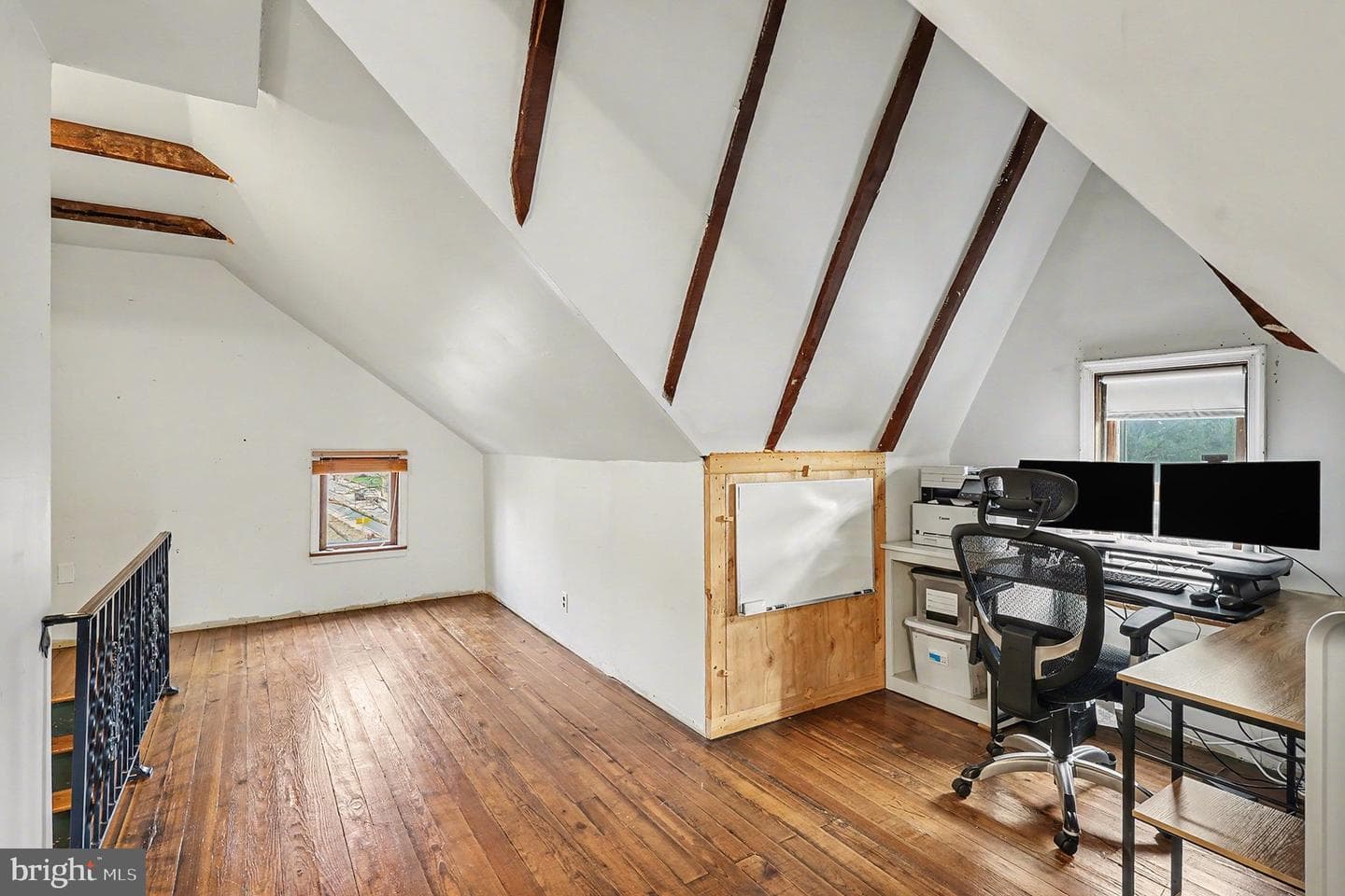 124 S Locust Street photo 26