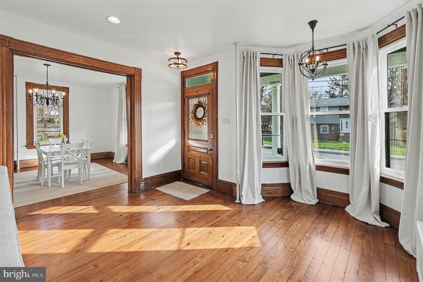 124 S Locust Street photo 6