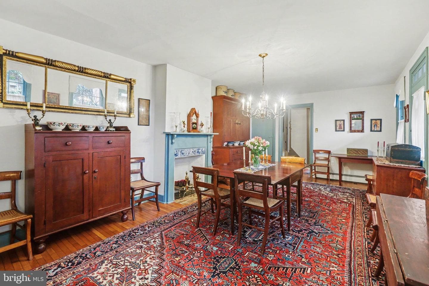 136 W Pomfret Street photo 10