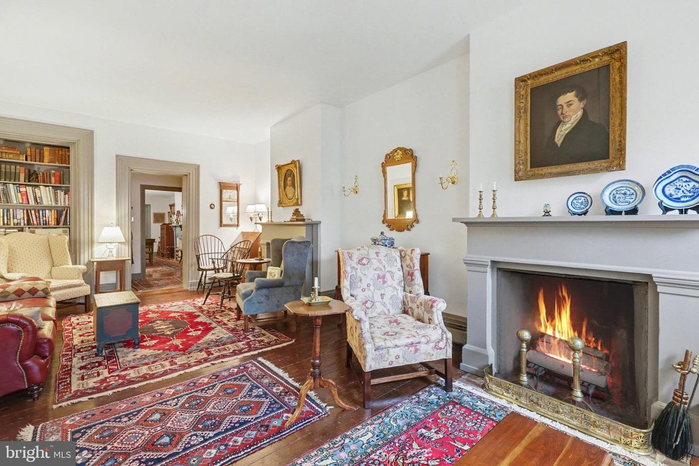 136 W Pomfret Street photo 3