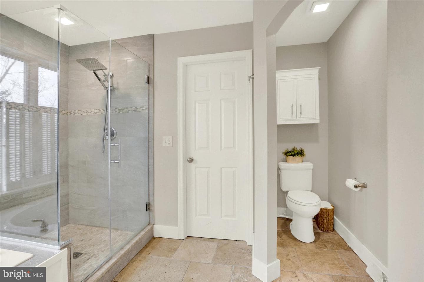 1140 Windsor Road photo 41