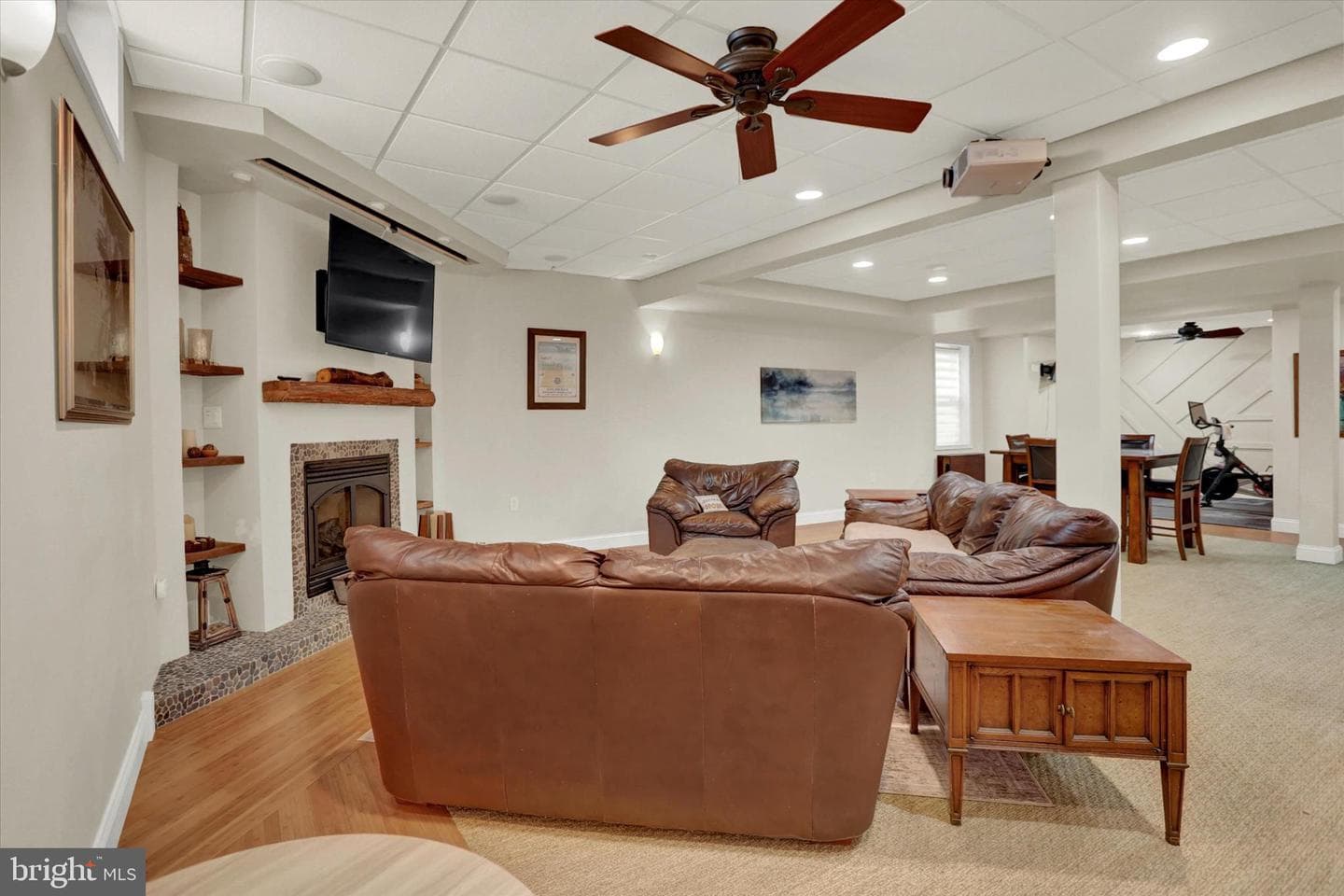 1140 Windsor Road photo 58