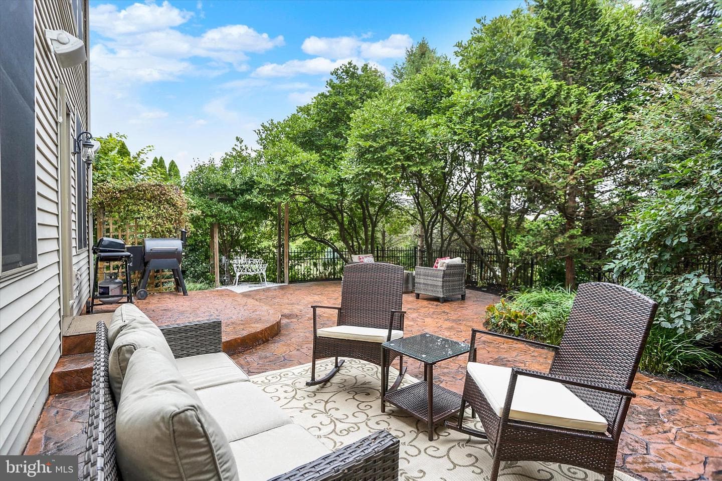 1140 Windsor Road photo 71