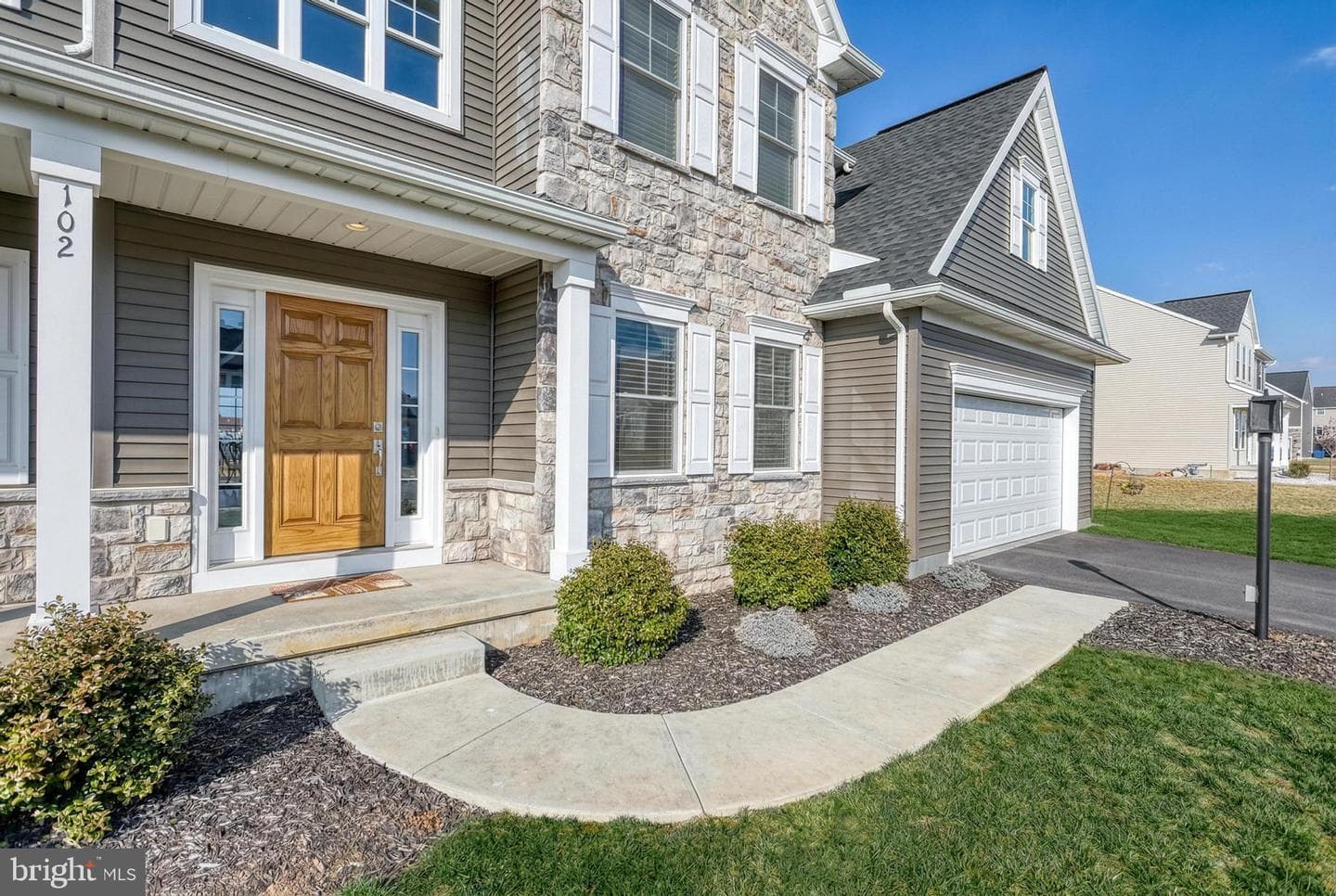 102 Berkshire Drive photo 2