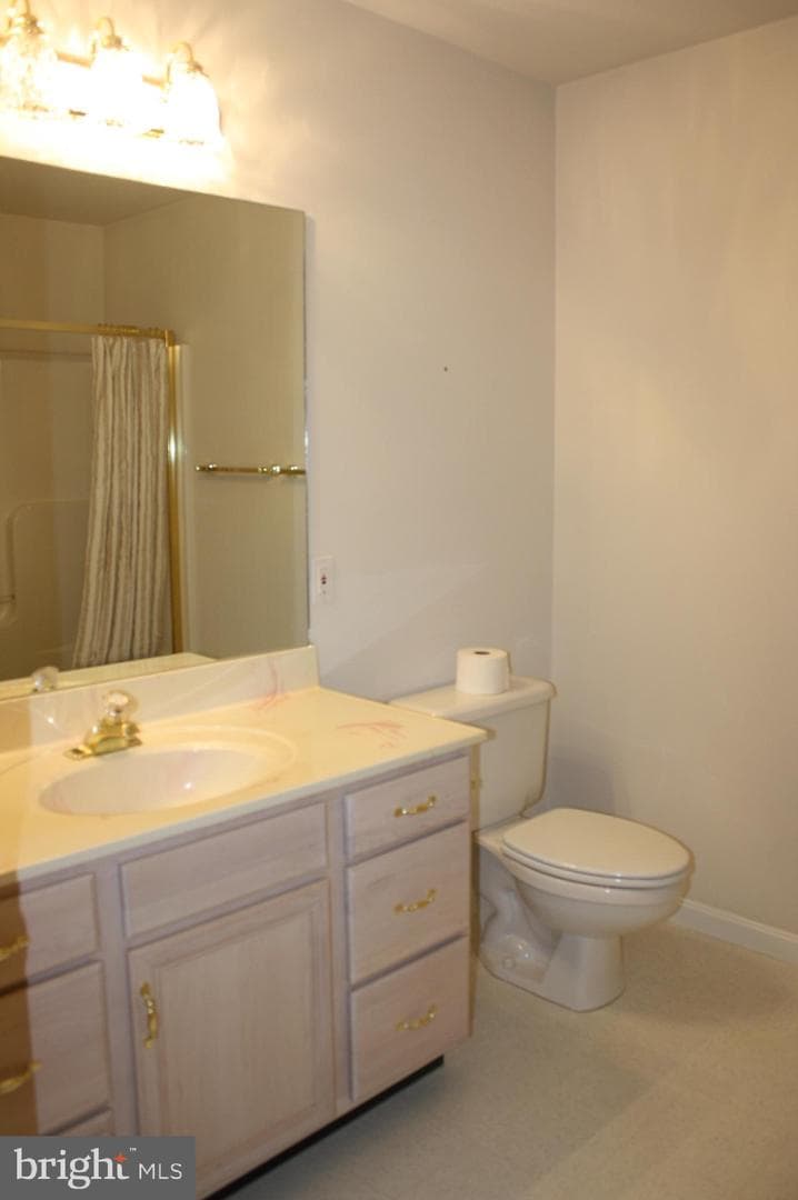 70 Derbyshire Dr photo 19