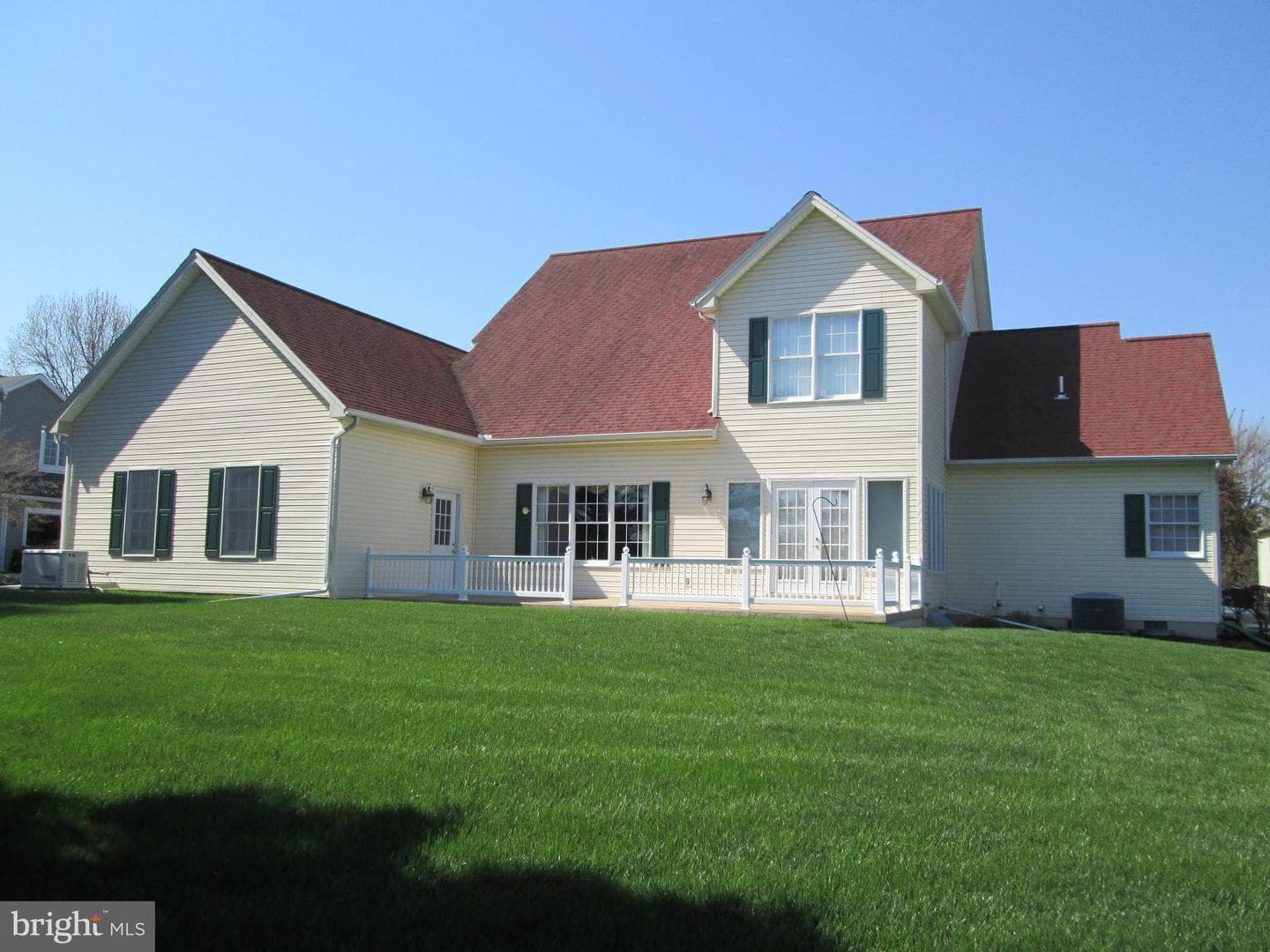 70 Derbyshire Dr photo 31