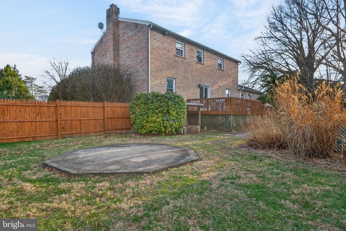 301 E Elmwood Avenue photo 42