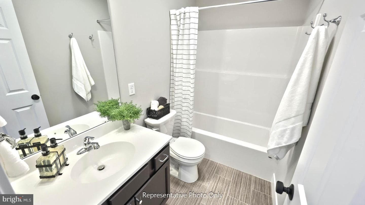 101 Kensington Place photo 24