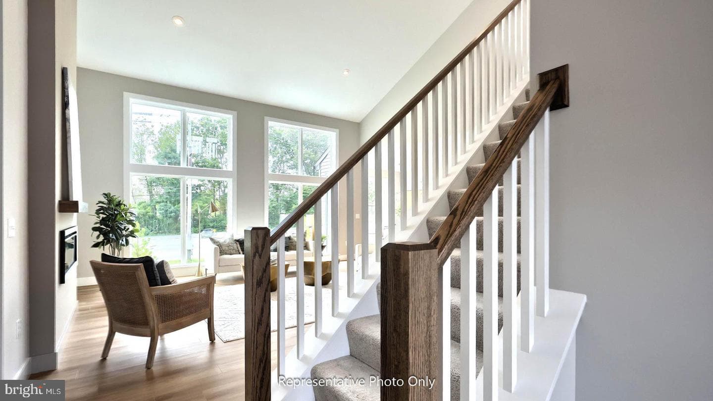 101 Kensington Place photo 4