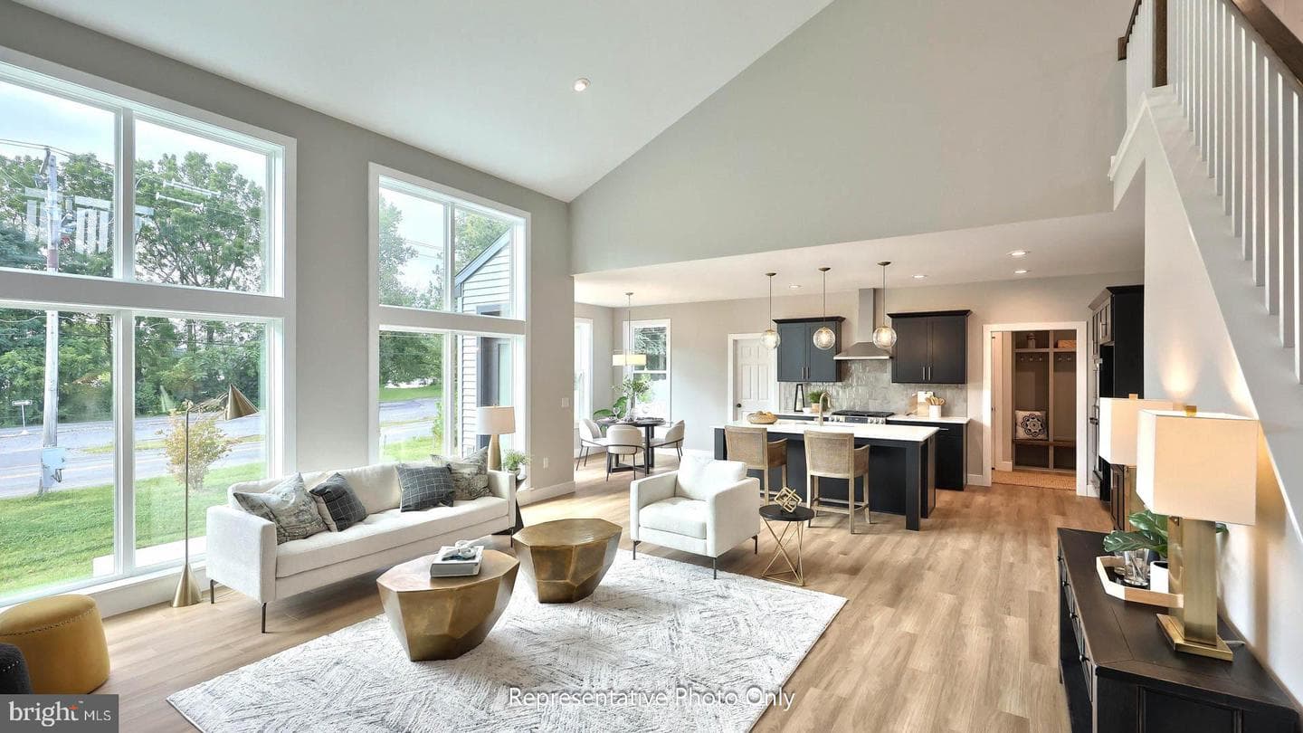101 Kensington Place photo 5