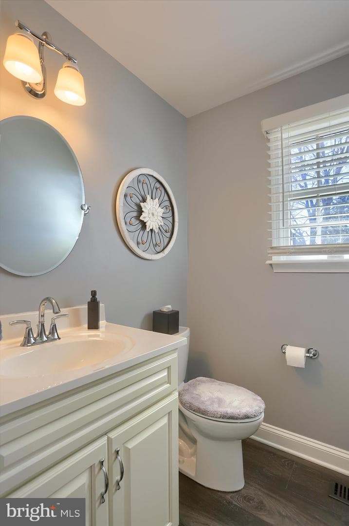 3819 Dorset Drive photo 22