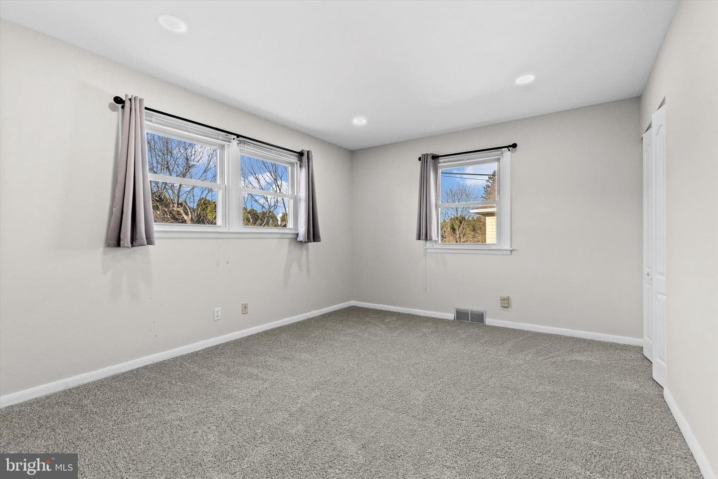303 Brandy Lane photo 16
