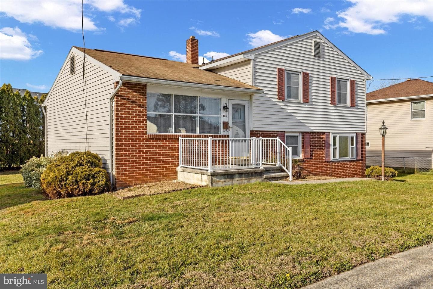 303 Brandy Lane photo 2