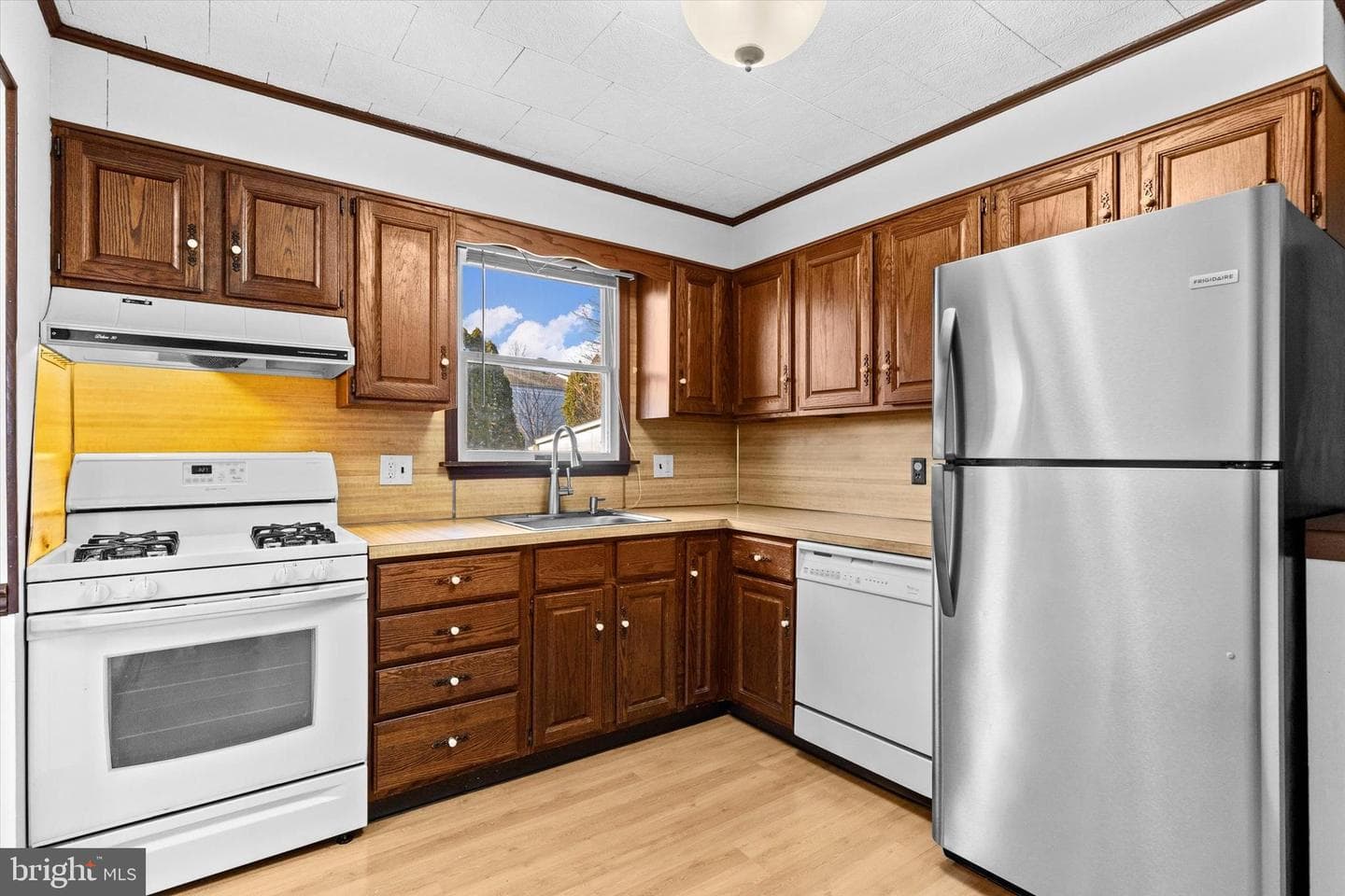 303 Brandy Lane photo 8