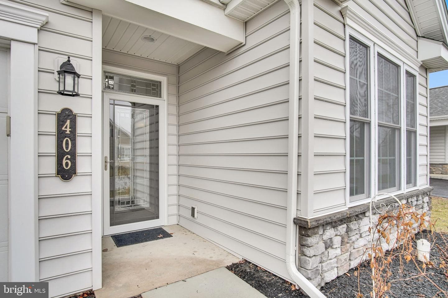 406 General Drive photo 3