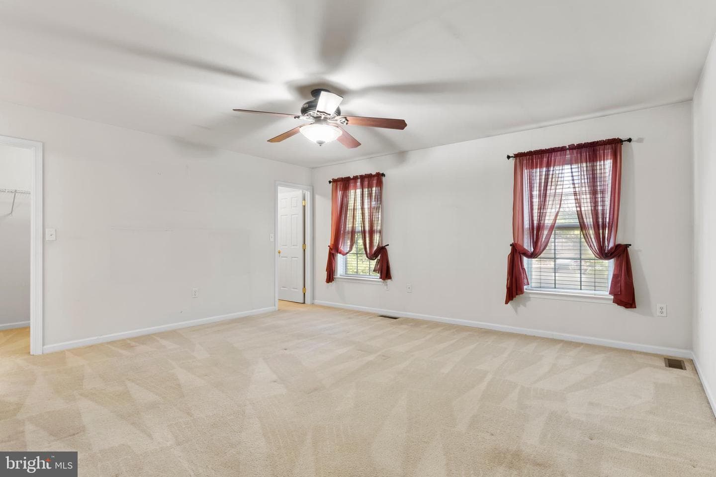 4230 Roth Farm Village Circle photo 23