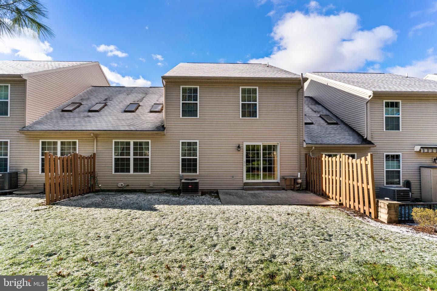 4230 Roth Farm Village Circle photo 34