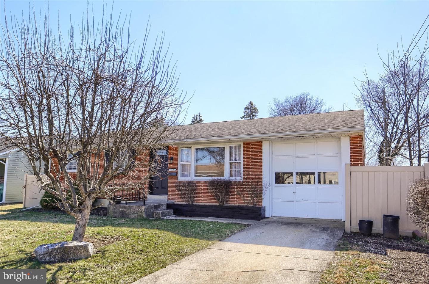 4830 Brian Road photo 5